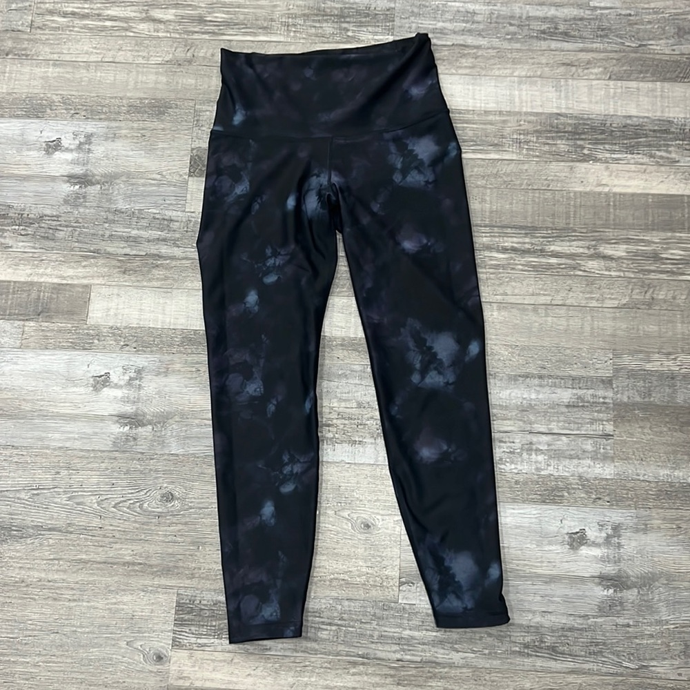 Old Navy Extra High Waisted Active leggings